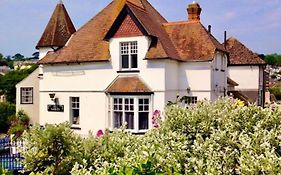 Light And Airy Central Lyme Regis Appartment With Parking